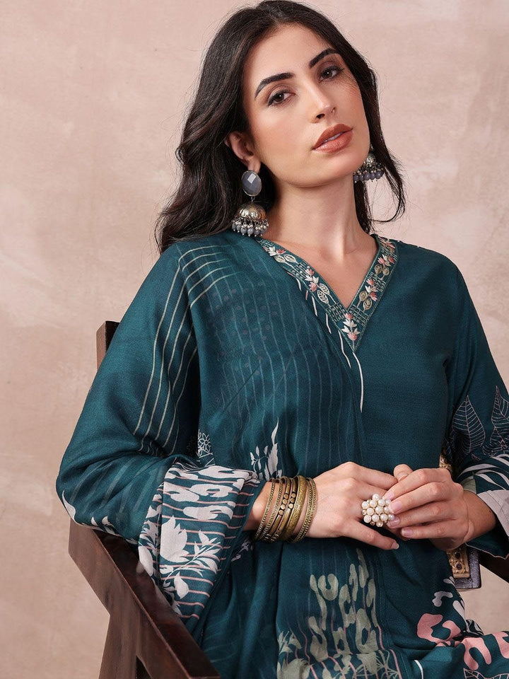 KALINI Abstract Printed Thread Work Straight Kurta with Trousers & Dupatta