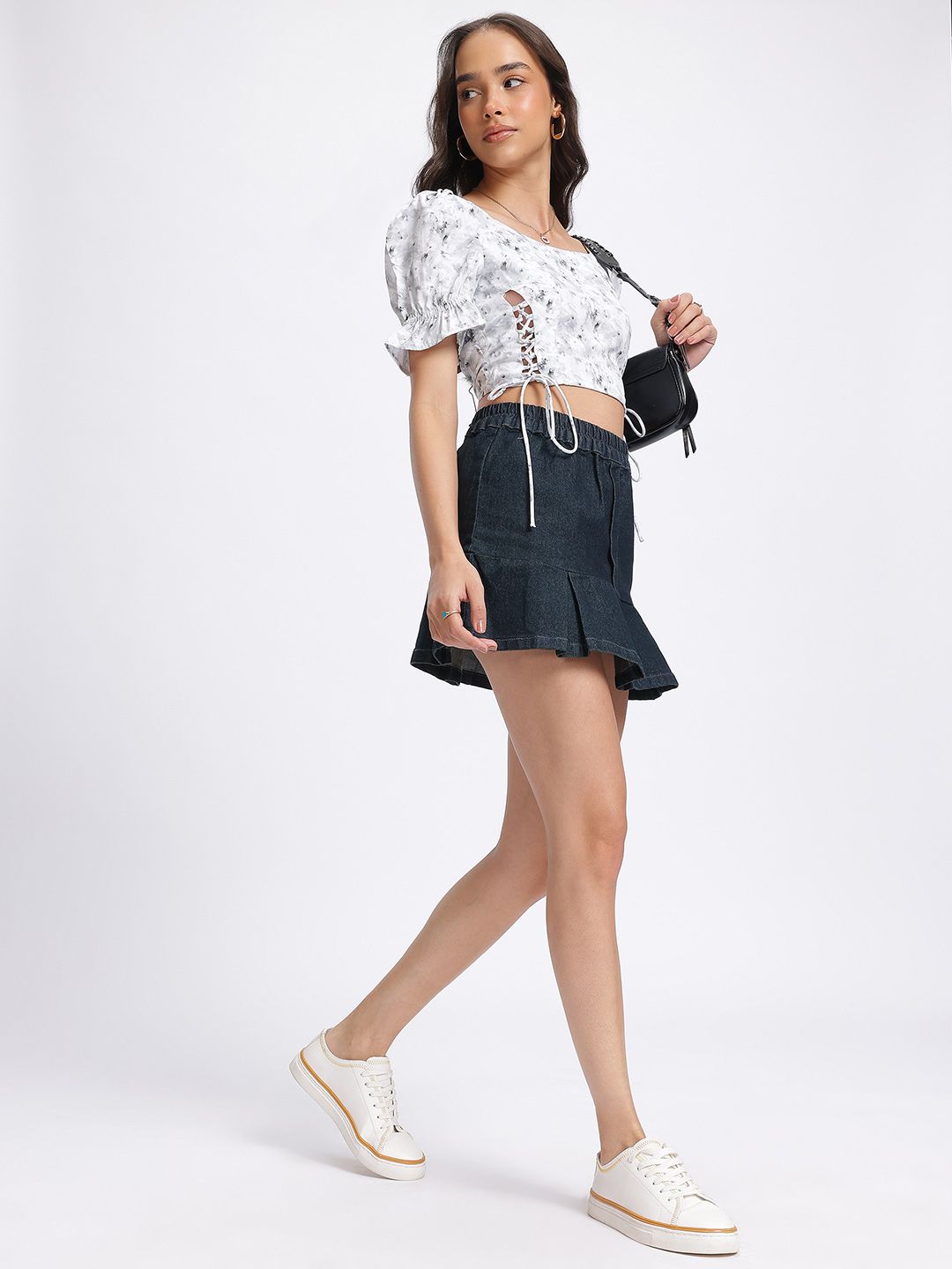 DressBerry Monochrome Florals Lace Up Detail Crop Top