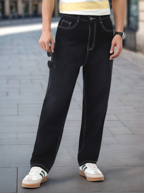 Seluar jeans longgar yang longgar