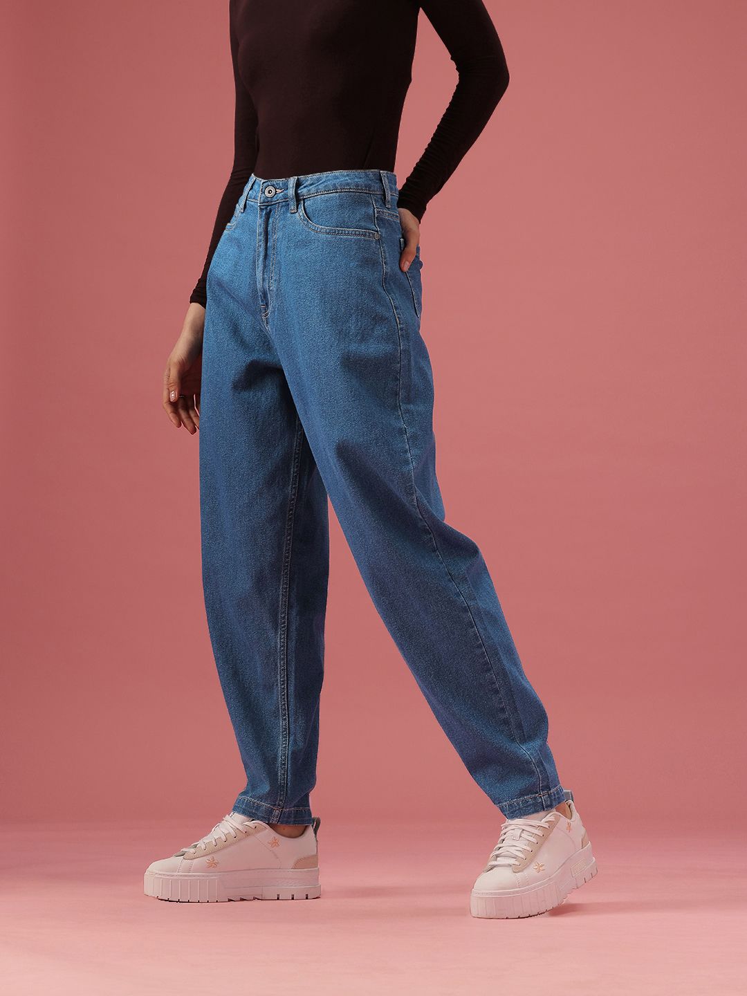 DressBerry Women Slouchy Fit High-Rise Light Fade Stretchable Jeans