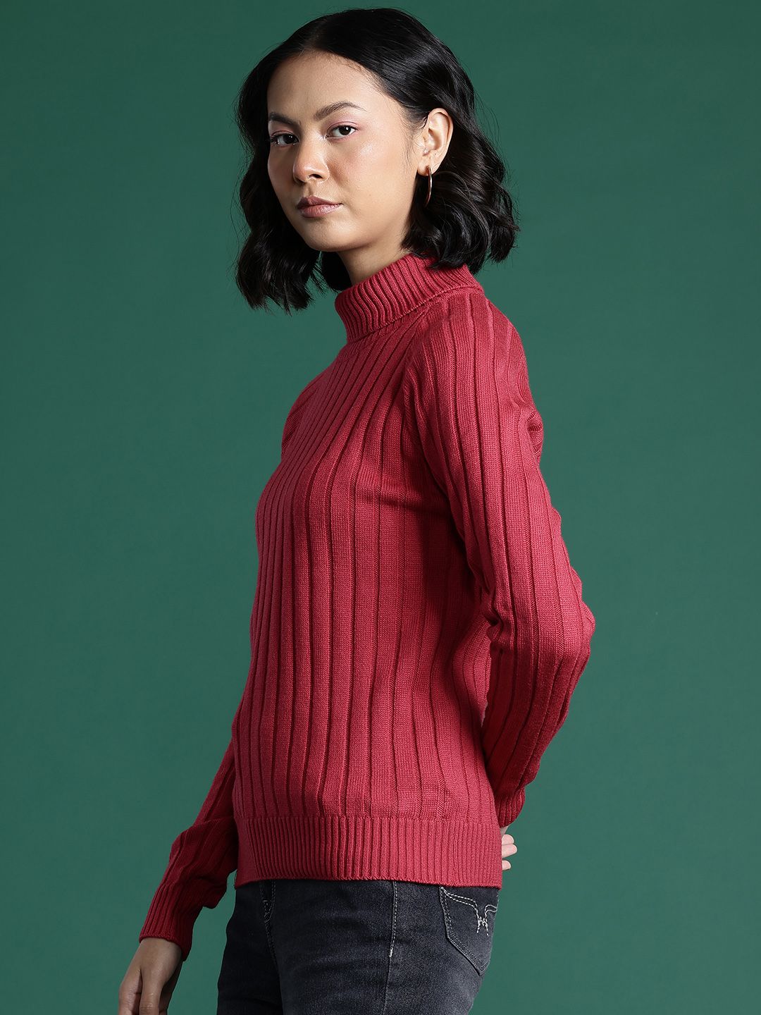 DressBerry Turtle Neck Self-Striped Pullover