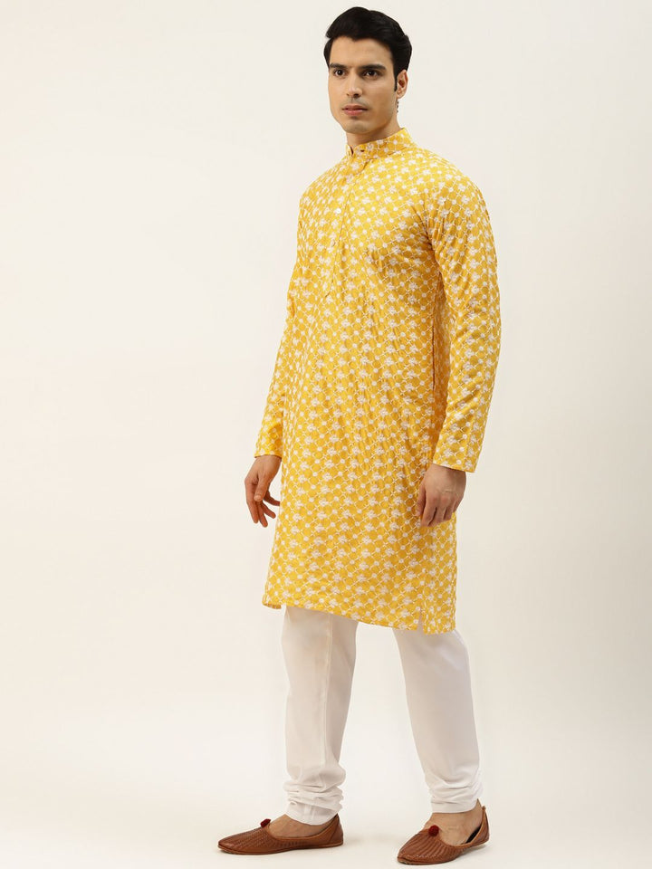 SOJANYA Men Yellow & White Embroidered Thread Work Kurta with Churidar & Nehru Jacket