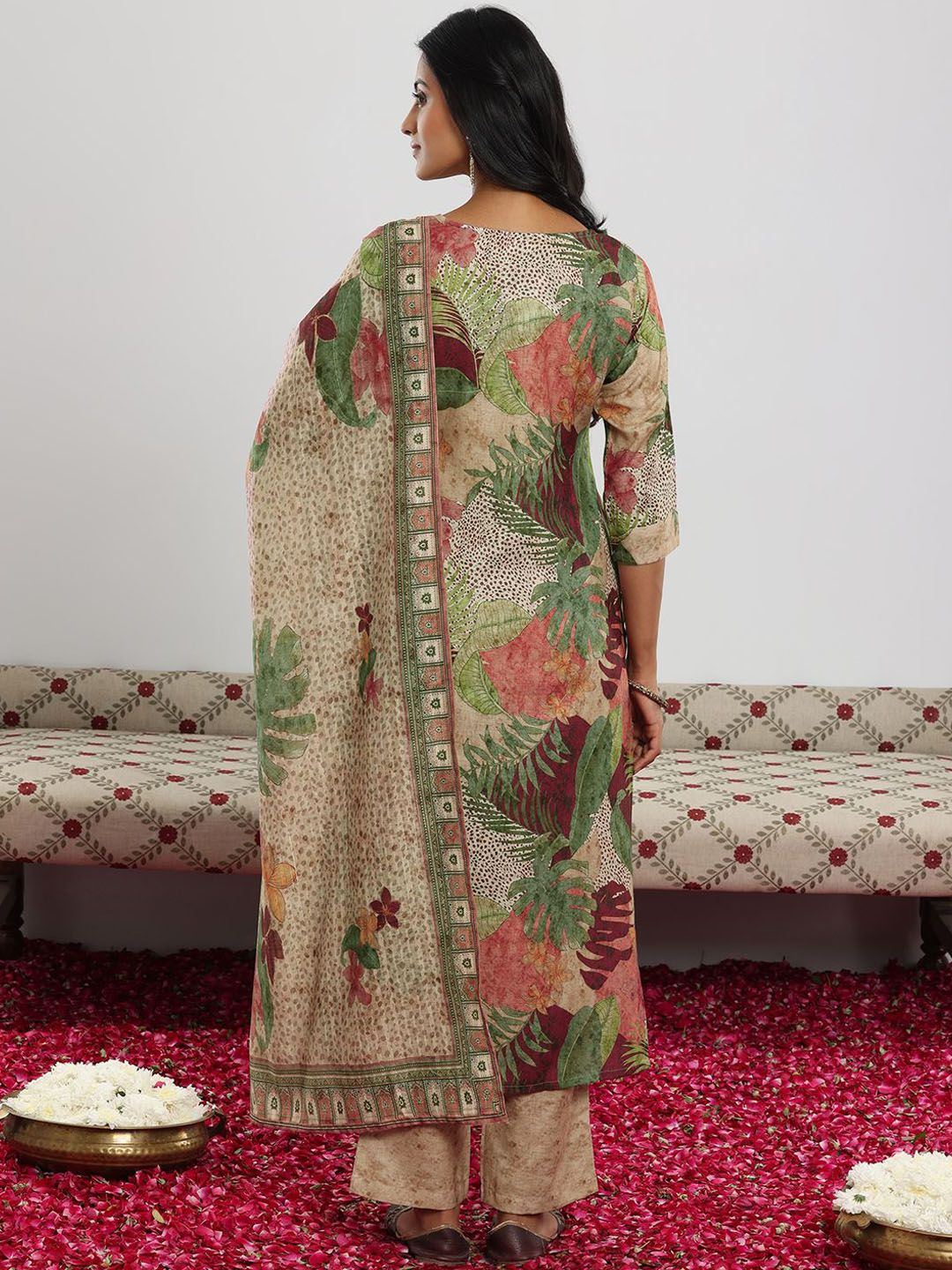 Libas Grren and Pink Floral Printed Beads and Stones Linen Kurta with Trouser & Dupatta