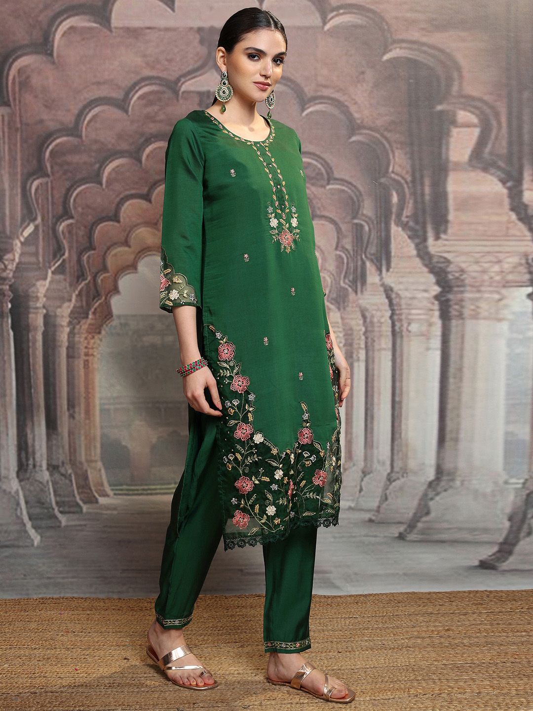 Vishudh Green Floral Embroidered Thread Work Straight Kurta With Trousers & Dupatta