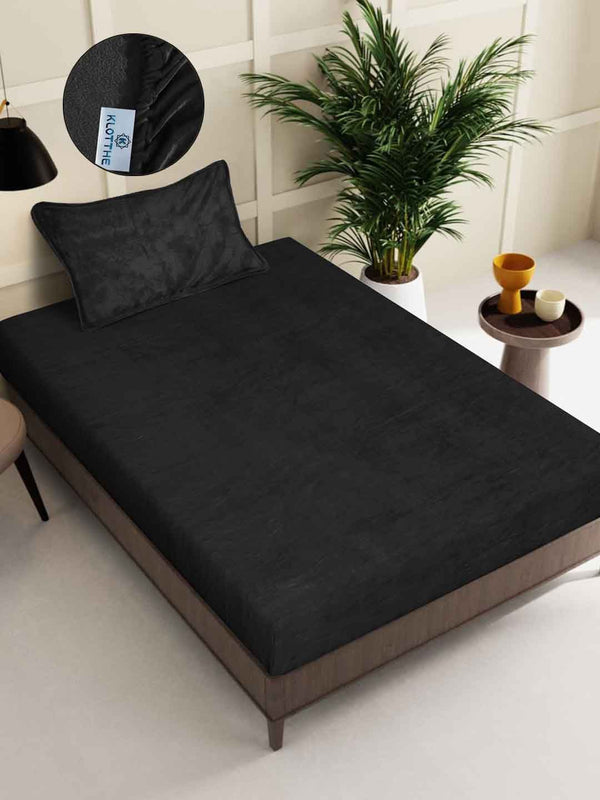 KLOTTHE Black Woolen Fitted Single Bedsheet With Pillow Cover