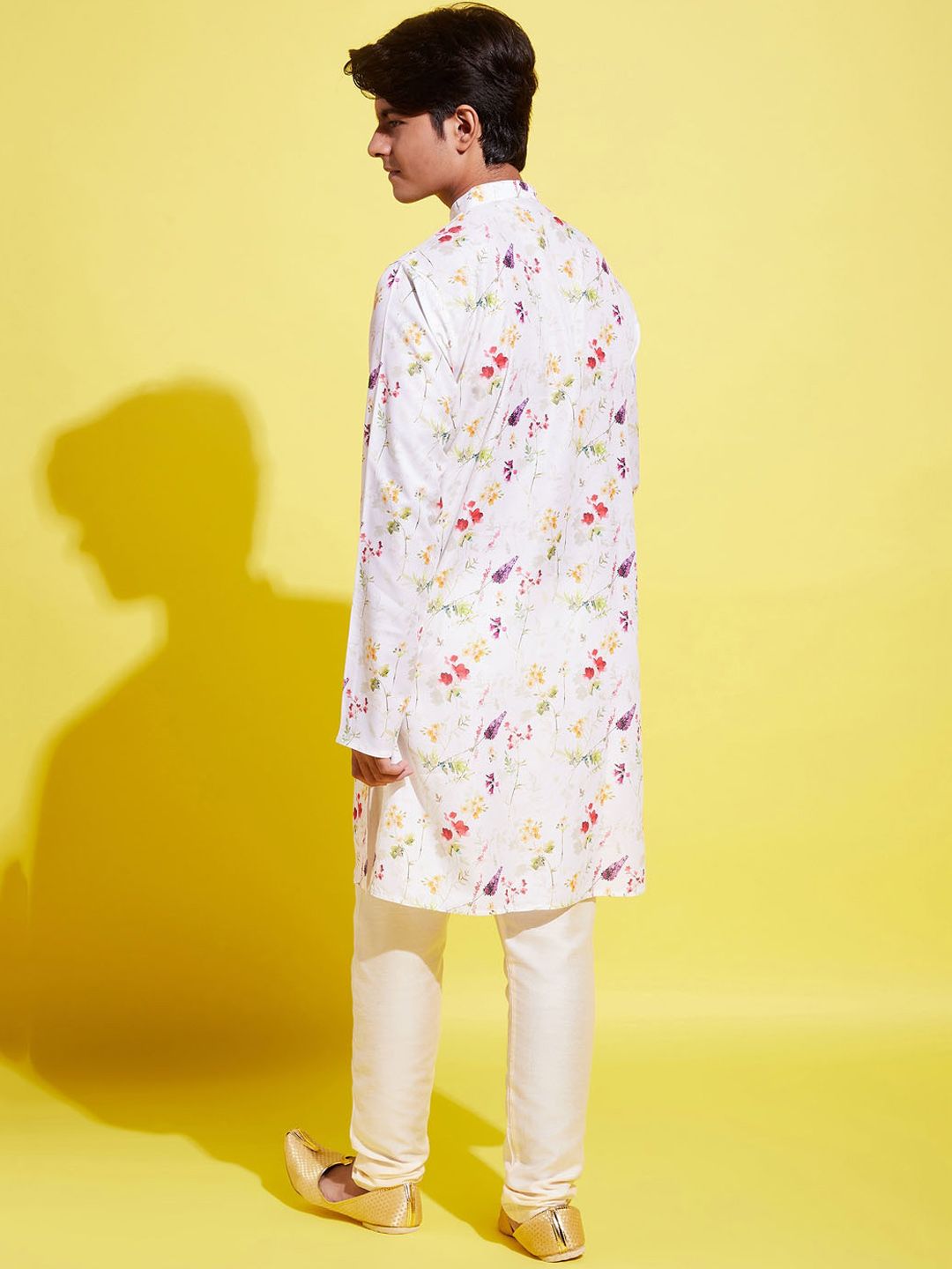 VASTRAMAY Boys Cream & Red Floral Printed Kurta with Pyjamas