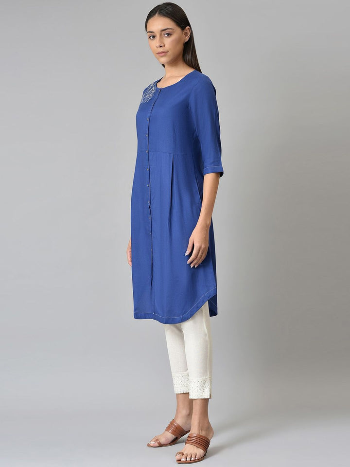 W Women Blue Floral Embroidered Thread Work Floral Printed  Kurta