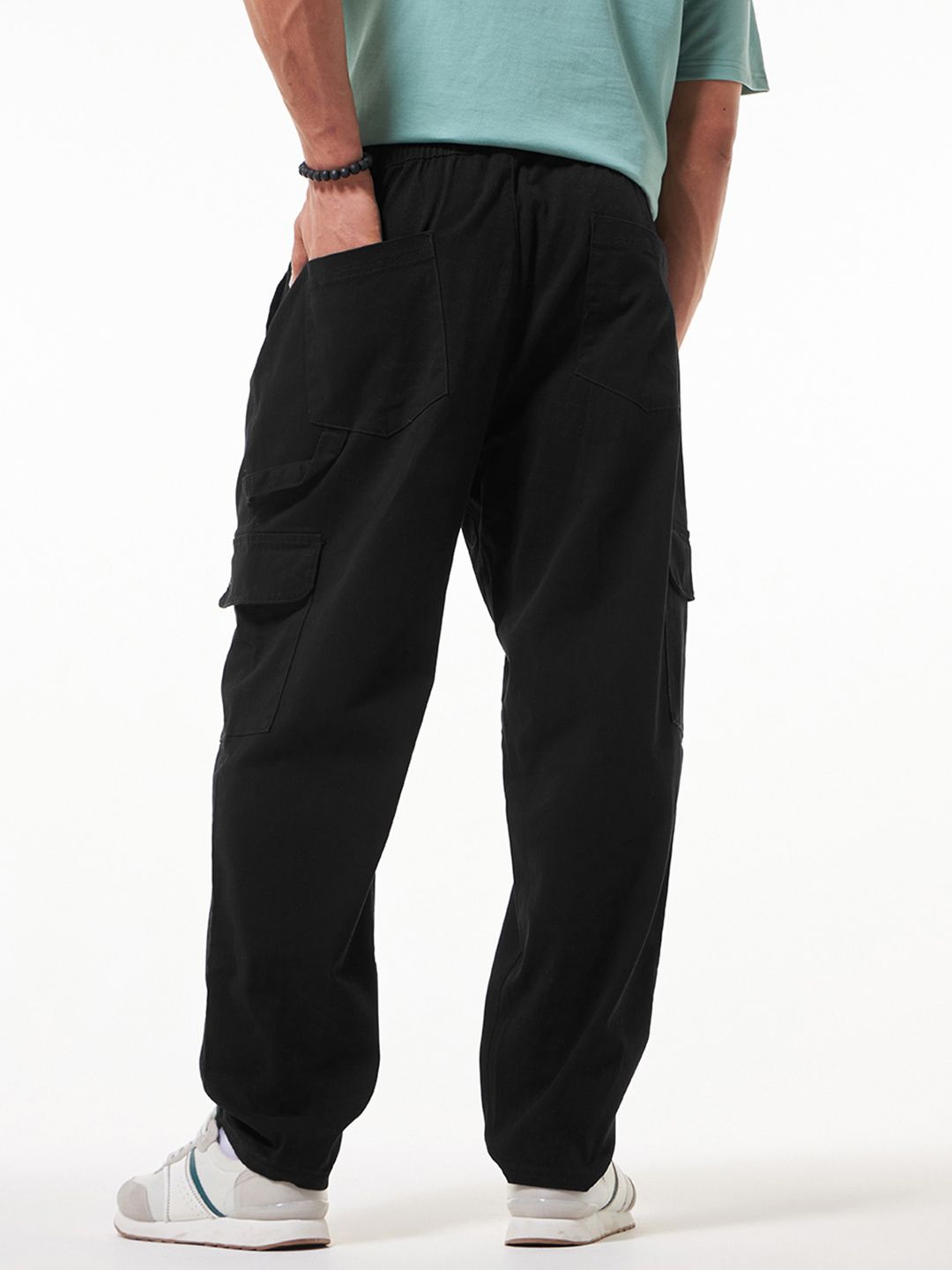 Bewakoof Men Cargo Carpenter Pants