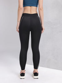 HRX by Hrithik Roshan Women Contrast Stitching High-Rise Rapid-Dry Cropped Training Tights