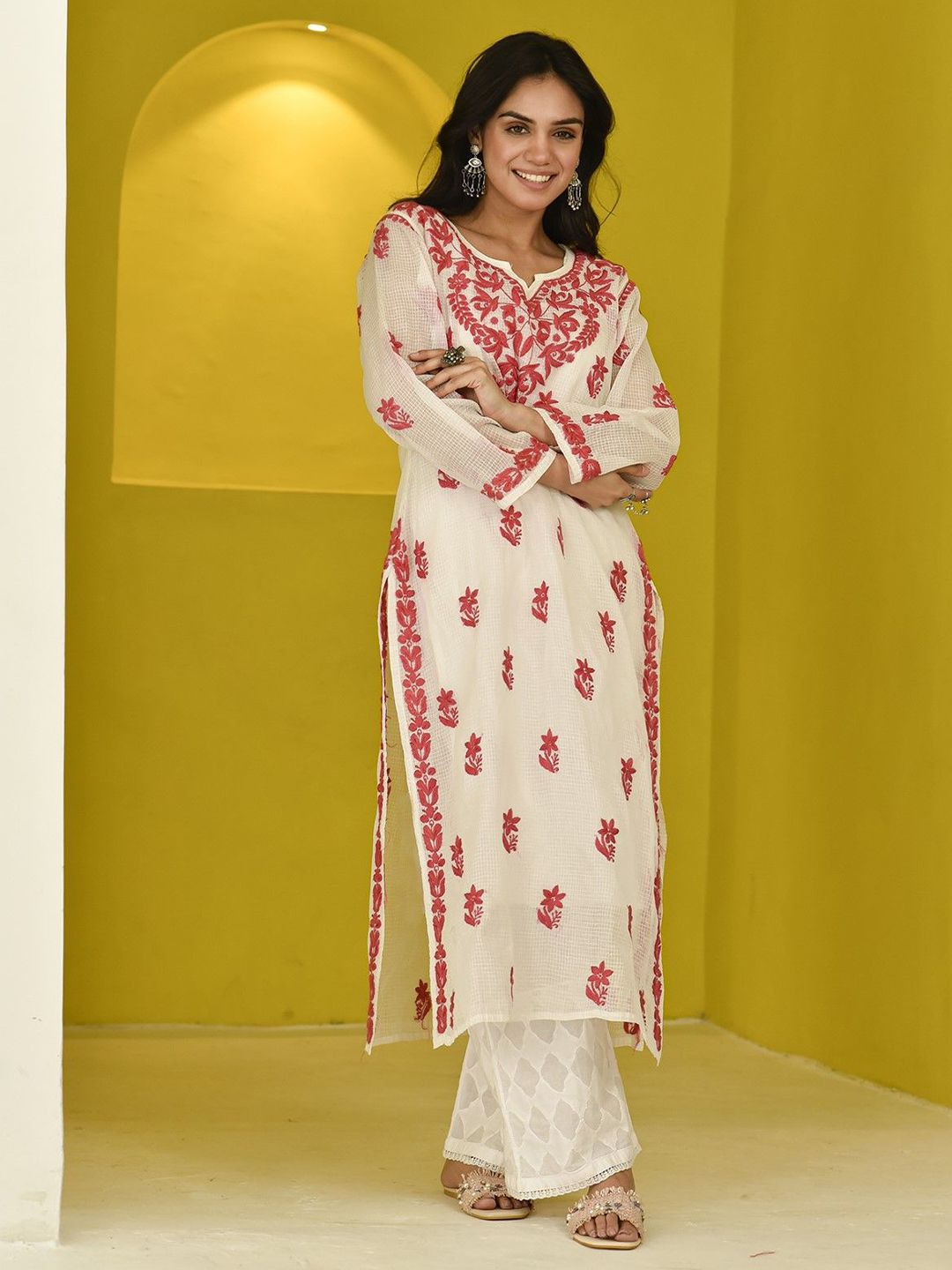 House of Chikankari Women Pink Kota Chikankari Embroidered Kurta