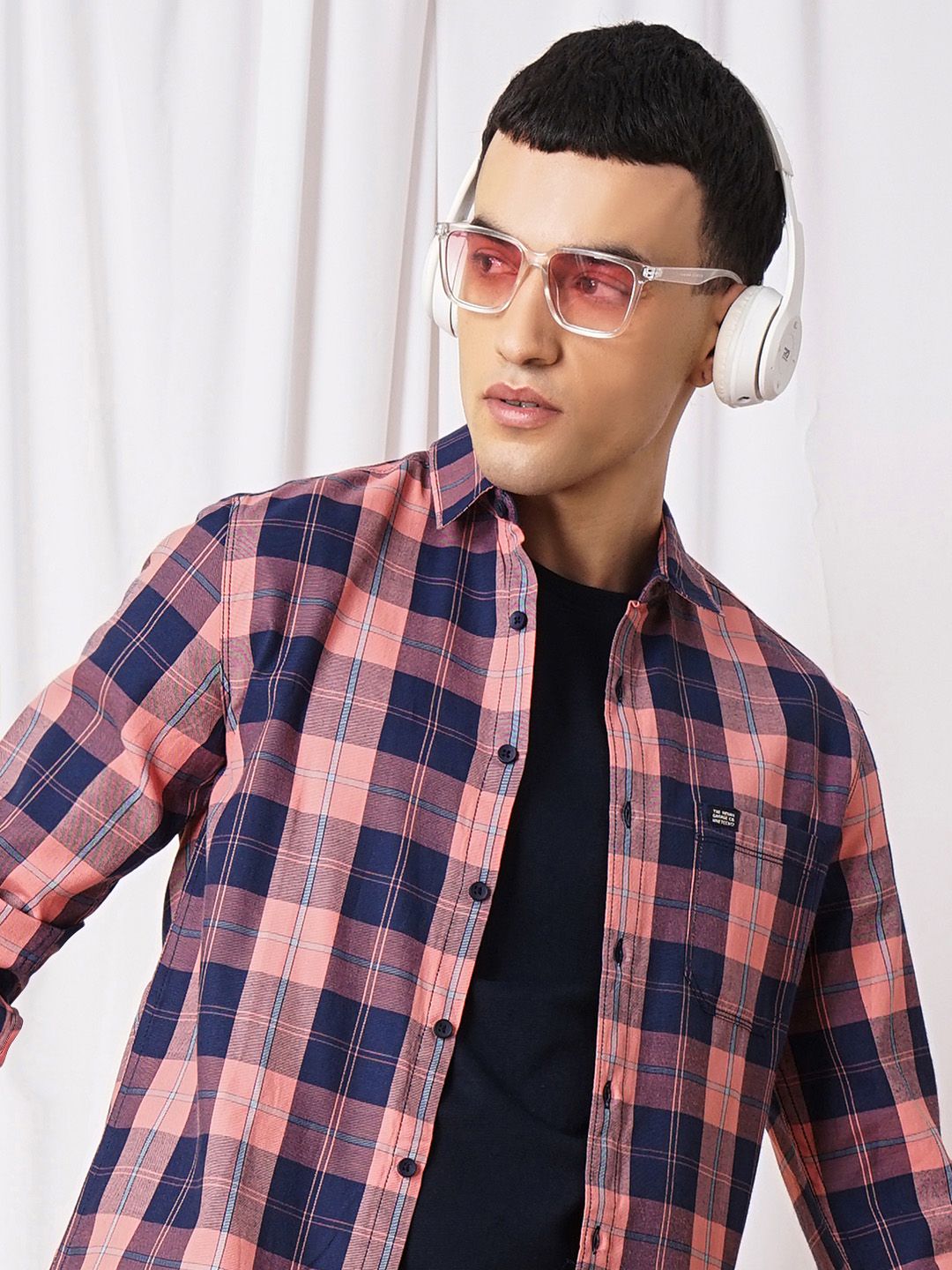 The Indian Garage Co Men Regular Fit Checked Casual Shirt