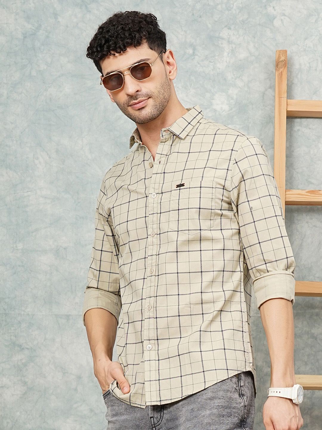 The Indian Garage Co Men Beige & Navy Blue Slim Fit Checked Casual Shirt