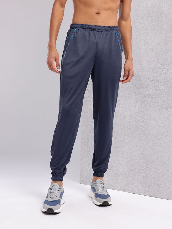 HRX by Hrithik Roshan Men Mid-Rise Rapid-Dry Training Joggers