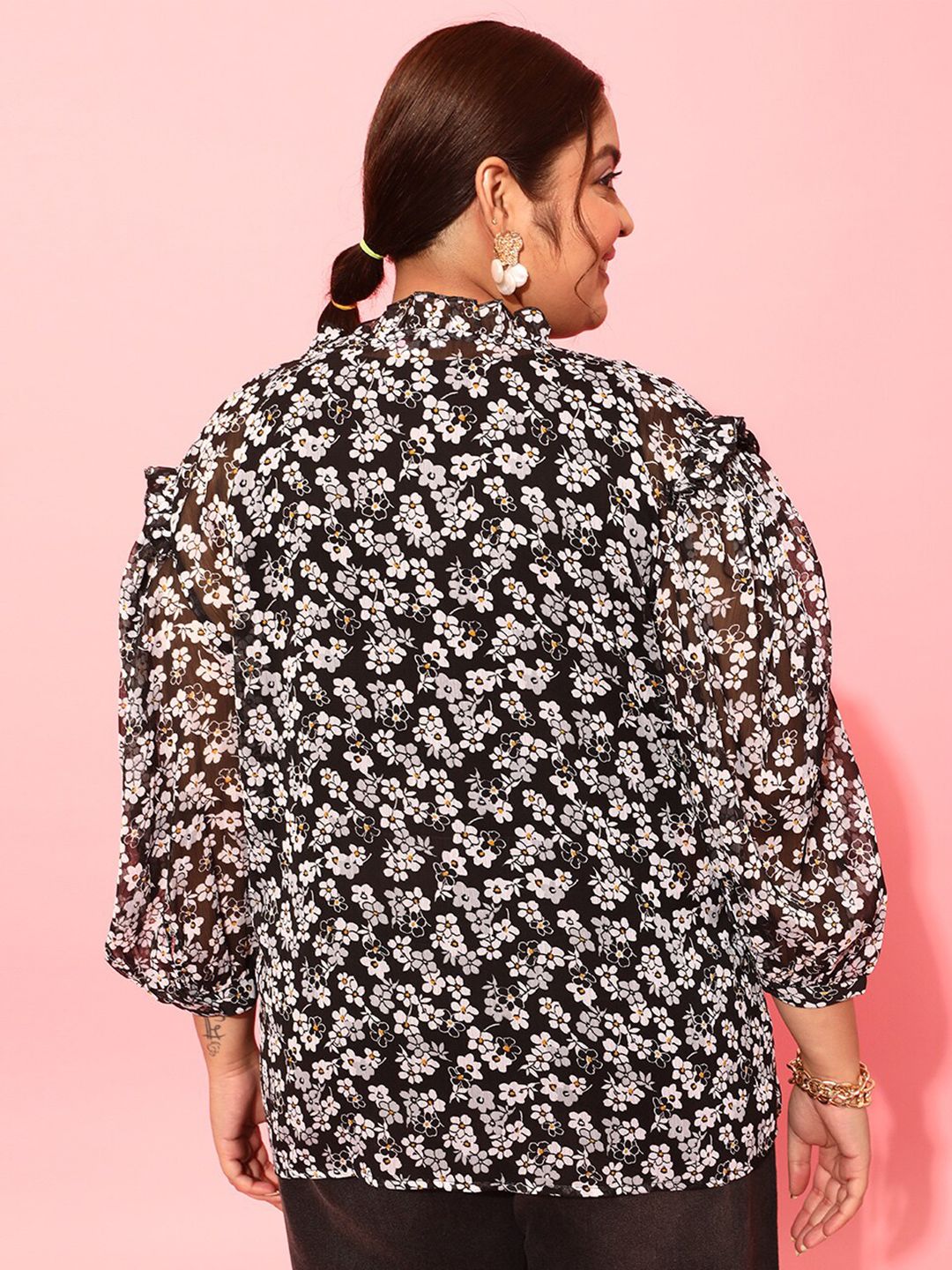 CURVY STREET Black Floral Printed Puff Sleeves Shirt Style Top