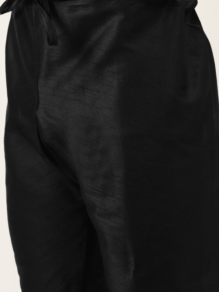 SOJANYA Men Black & Off-White Solid Kurta with Churidar & Jacket