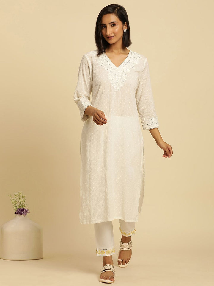 W Women White Straight Fit Cropped Ethnic Trouser
