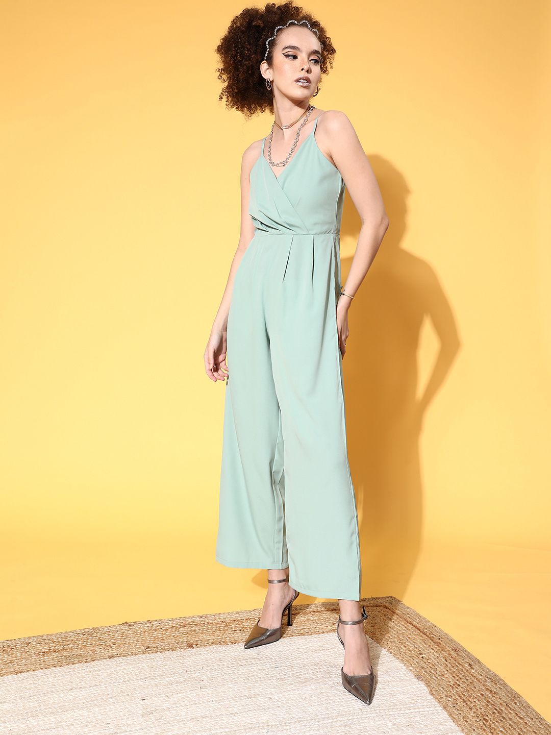 Berrylush Women Green Solid Wrap Basic Jumpsuit