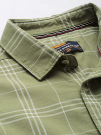 The Indian Garage Co Men Green & White Pure Cotton Checked Casual Shirt