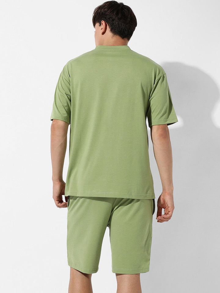 Campus Sutra Round Neck Short Sleeves T-shirt with Shorts