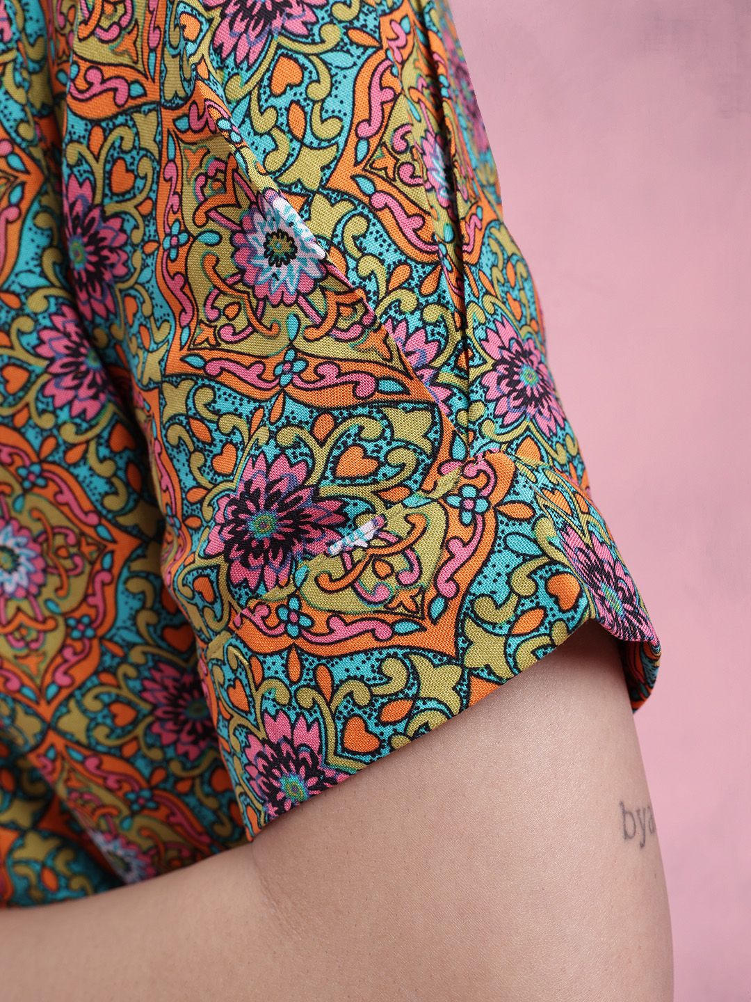 DressBerry Women Printed Casual Shirt