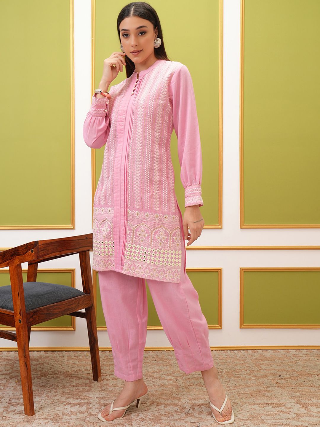 Vishudh Pink Floral Embroidered Mandarin Collar Pure Cotton Straight Kurta With Trousers