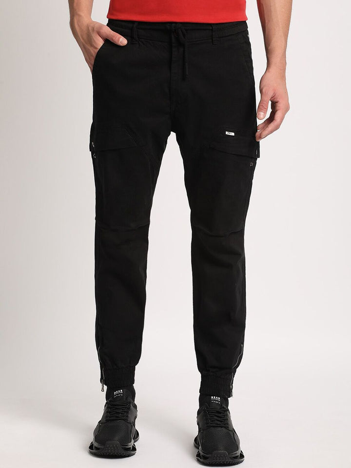 THE BEAR HOUSE Men Mid-Rise Easy Wash Regular Fit Cargos Trousers