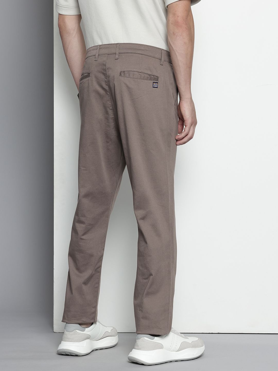 The Indian Garage Co Men Regular Fit Chinos Trousers