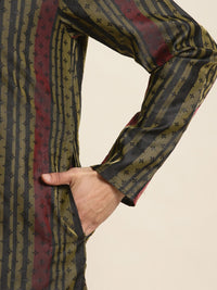SOJANYA Men Ethnic Motifs Printed Jacquard Straight Kurta