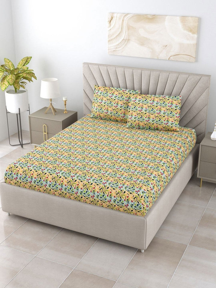 BOMBAY DYEING Dream Lover Green Floral 104 TC Cotton Queen Bedsheet Set-2.24 m X 2.54 m