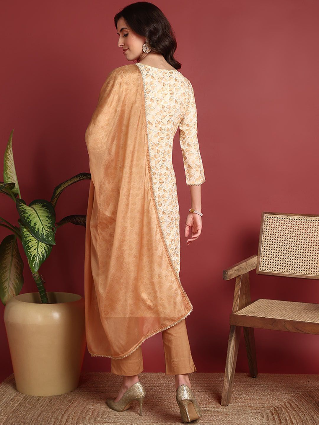 KALINI Women Printed Regular Sequinned Kurta with Trousers & With Dupatta