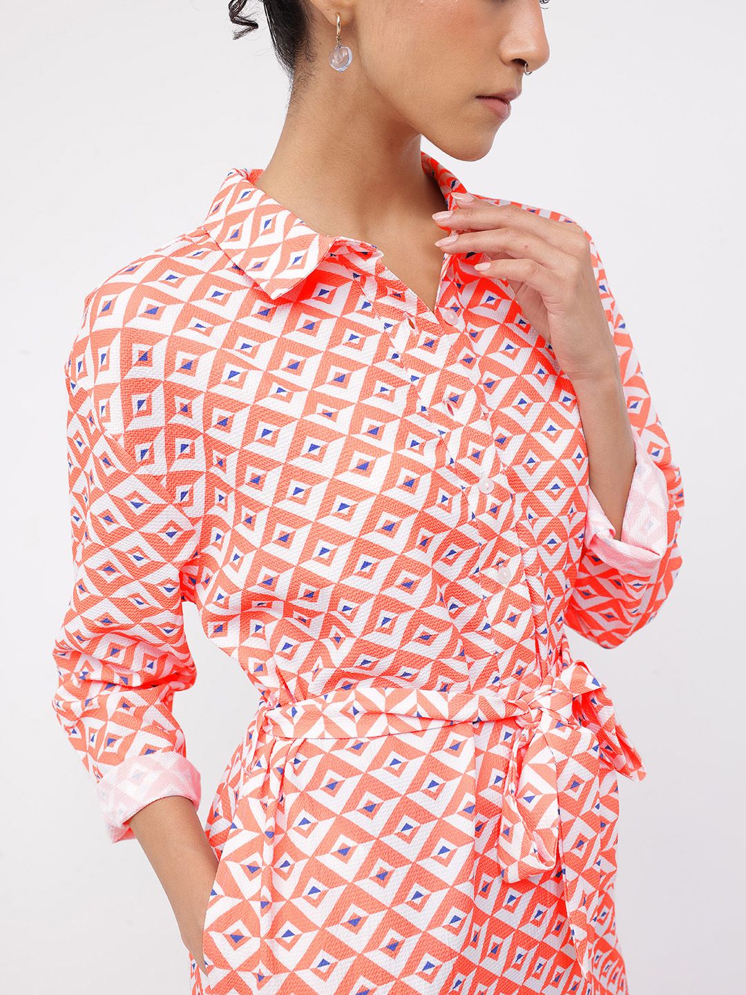 DressBerry Trendsetter Alert Printed Shirt Collar Longline Top