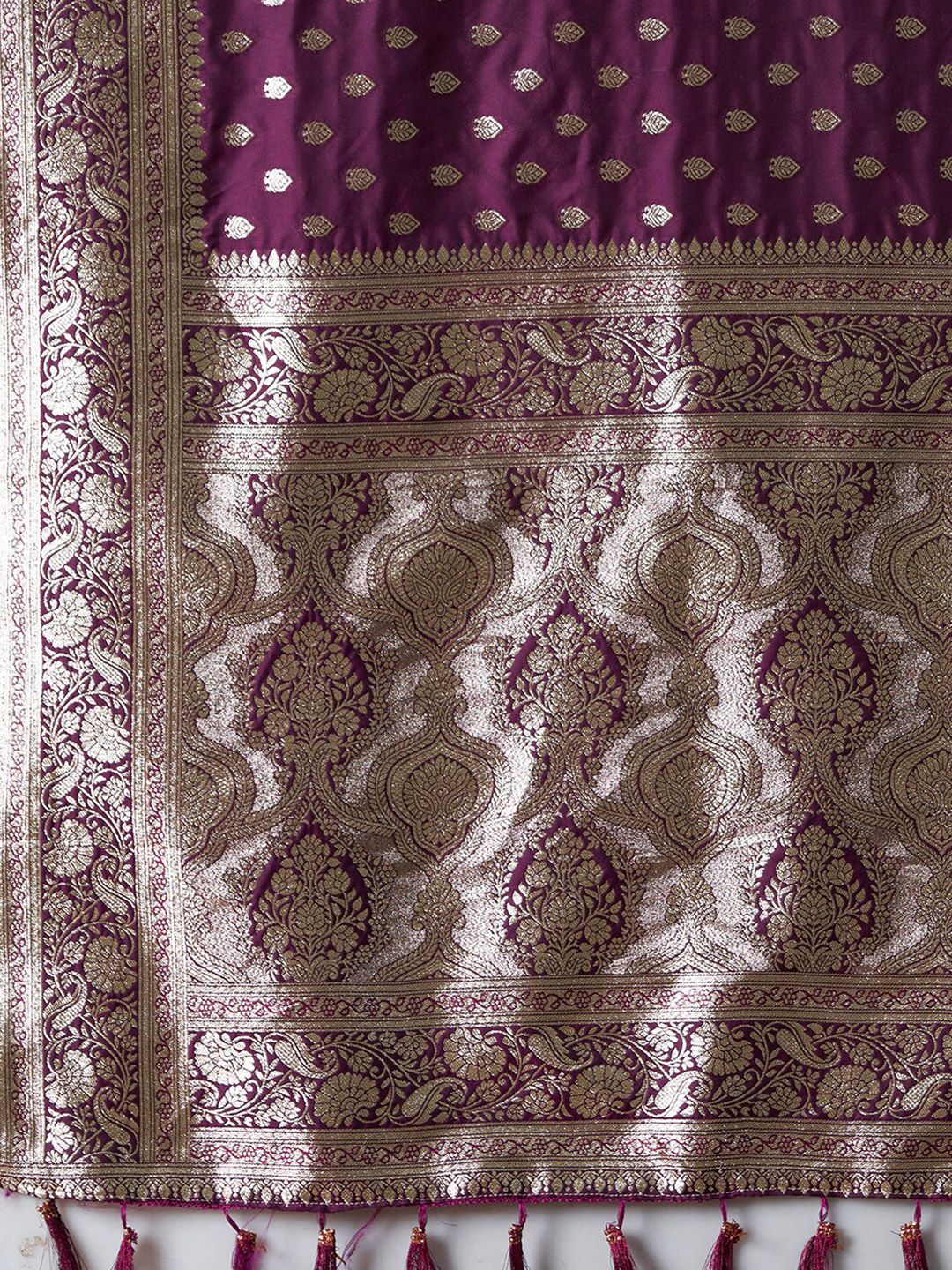 Mitera Ethnic Motifs Woven Design Zari Kanjeevaram Saree