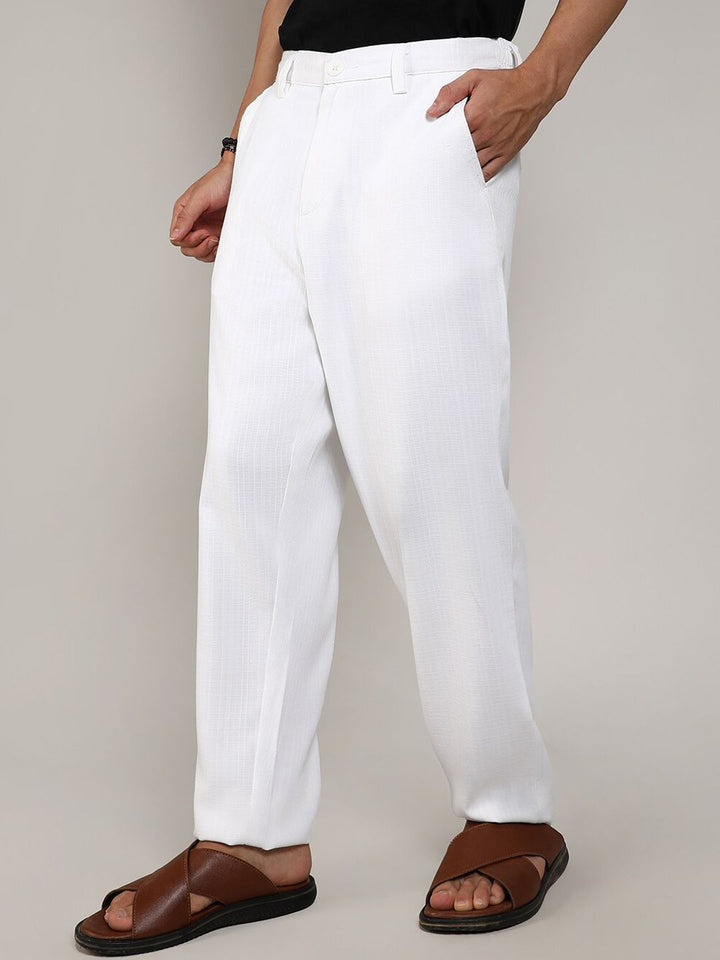 Campus Sutra Men Mid-Rise Relaxed Loose Fit Easy Wash Trouser