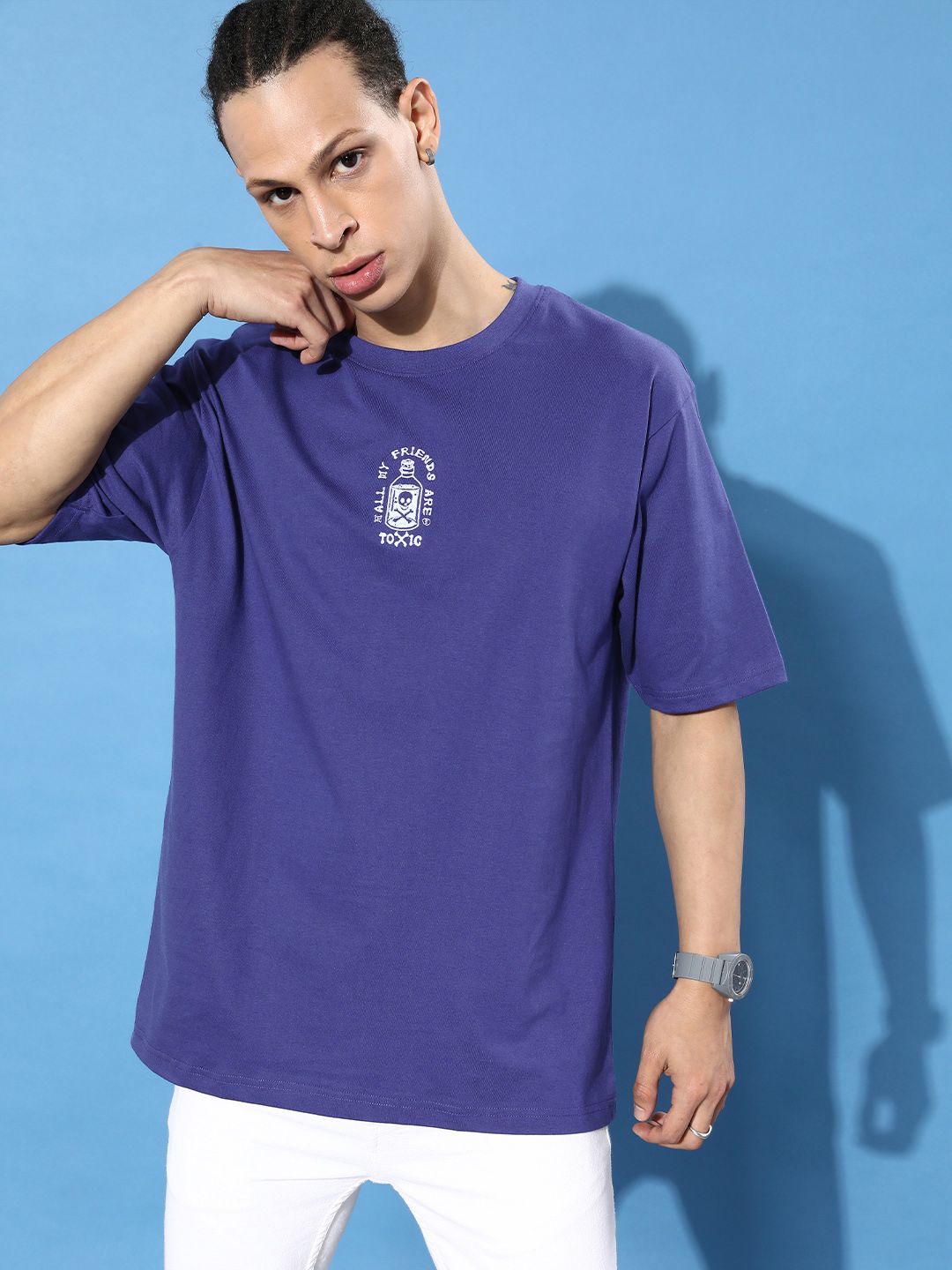 Difference of Opinion Men Blue Embroidered Oversize Pure Cotton Longline T-shirt