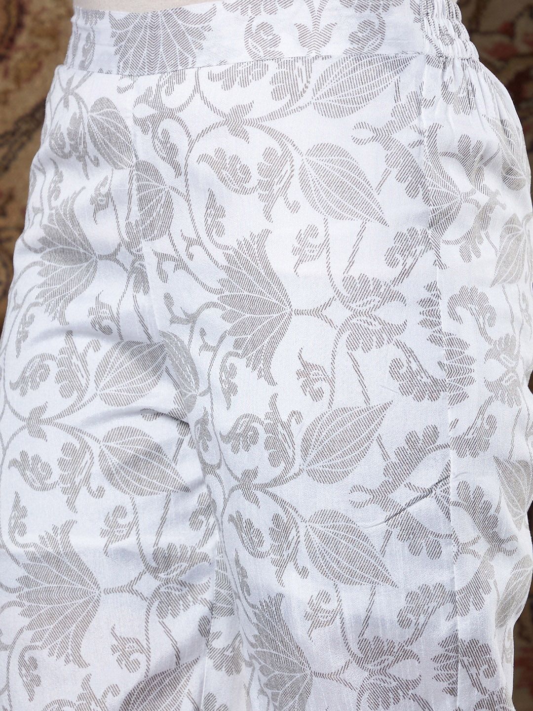 Shae by SASSAFRAS Women Grey Ethnic Motifs Printed Kurta with Trousers