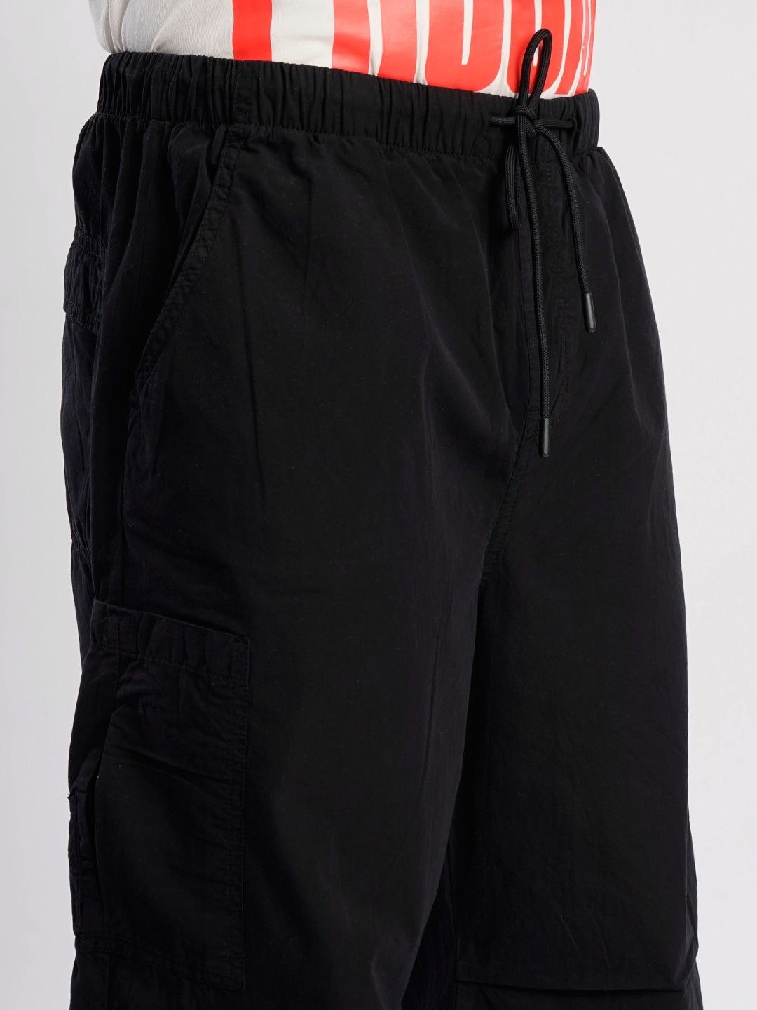 Bene Kleed Men Parachute Fit Mid-Rise Pure Cotton Cargo Trousers