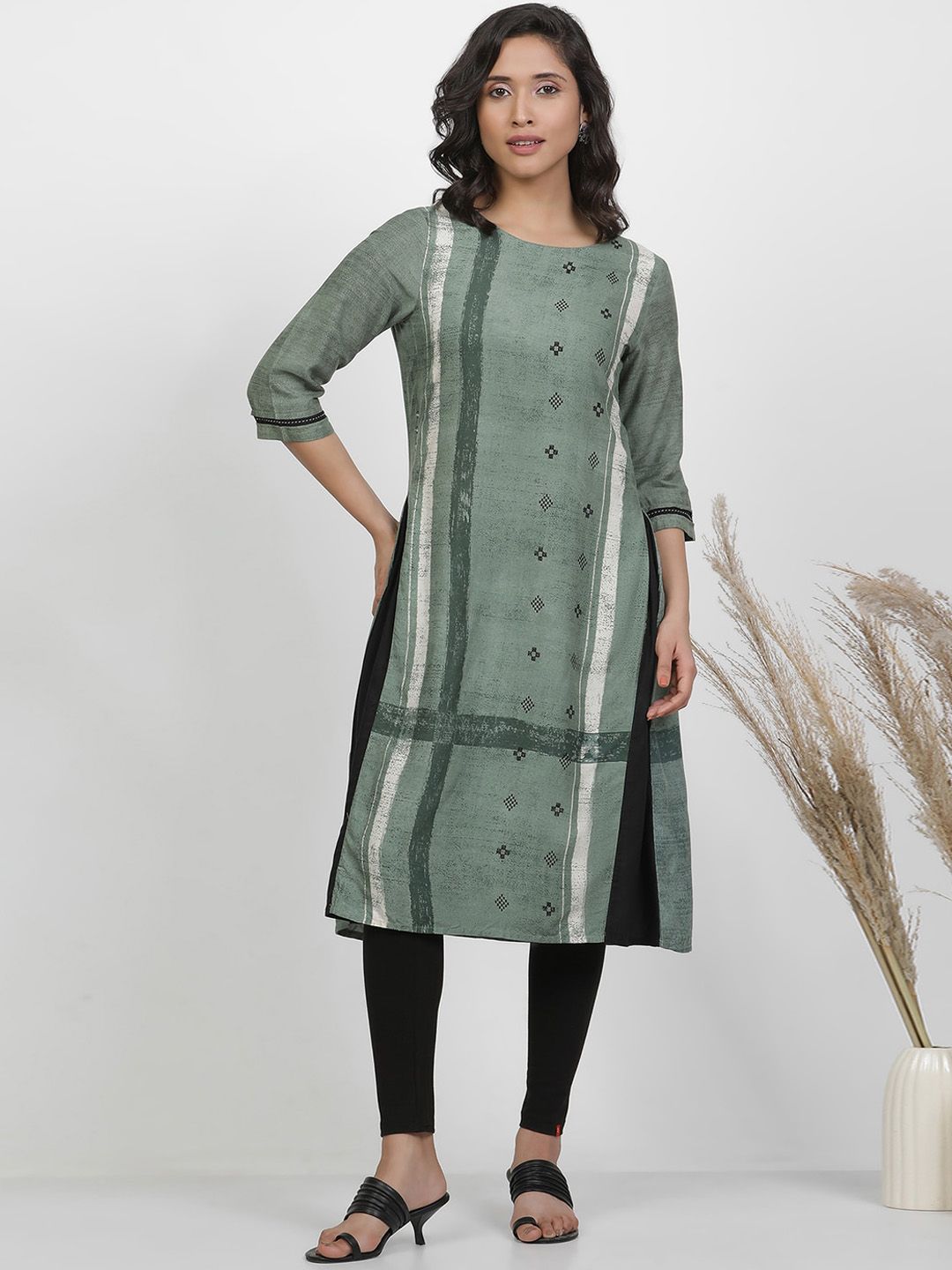 W Printed Regular Thread Work Round Neck Kurta Sets