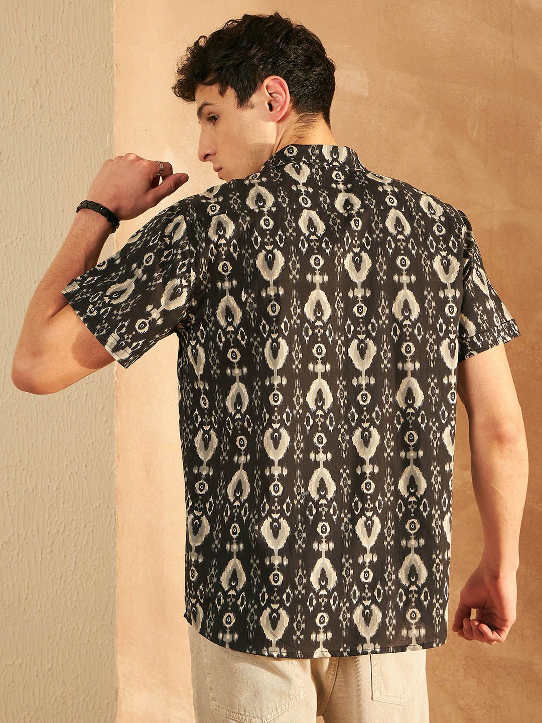 DENNISON Smart Ethnic Motifs Printed Spread Collar Cotton Oversized Lightweight Shirt