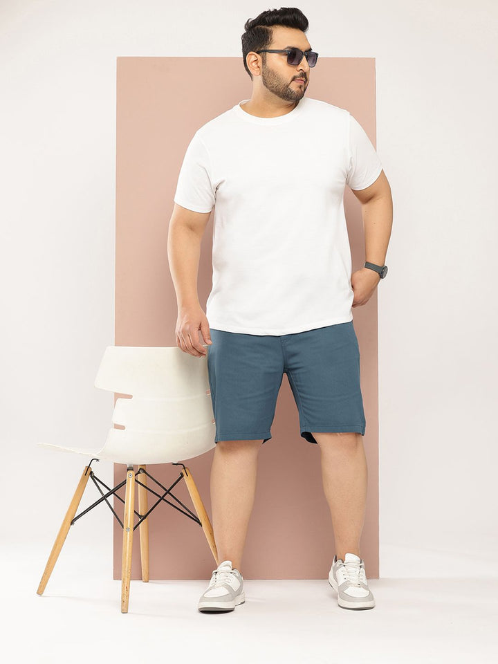 Thomas Scott Men Solid Mid Rise Regular Fit Cotton Chino Shorts