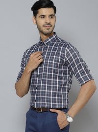 DENNISON Men Grey & White Pure Cotton Smart Slim Fit Tartan Checks Checked Formal Shirt