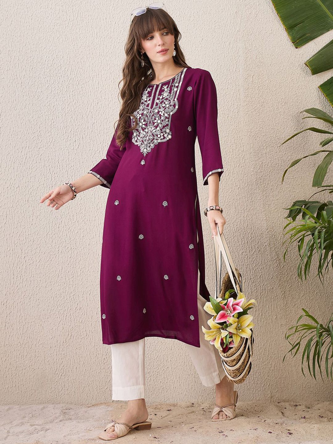 Indo Era Floral Embroidered Thread Work Straight Kurta