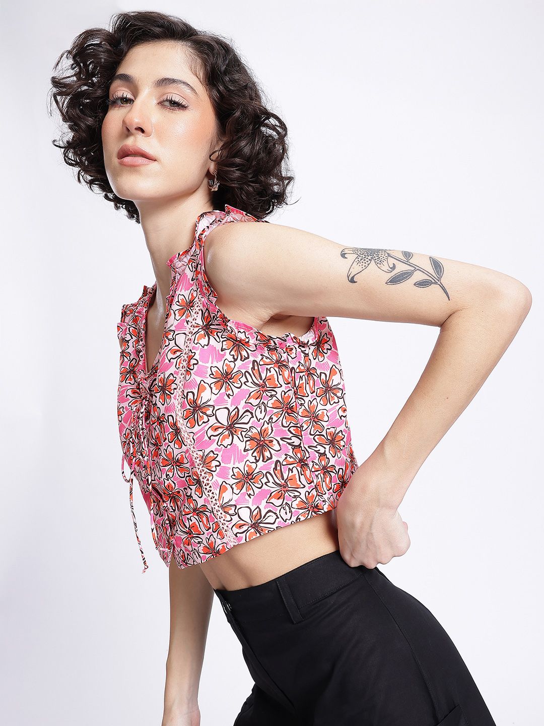 DressBerry Floral Blooms Ruffled Button Front Crop Top