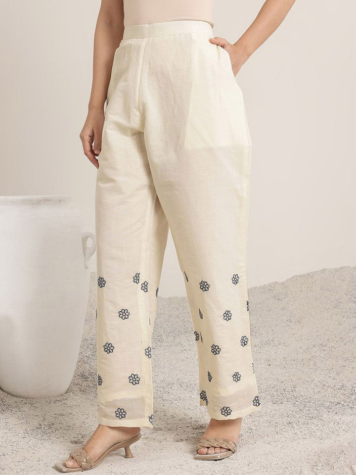 Libas Women Floral Embroidered Regular Kurta with Trousers & With Dupatta