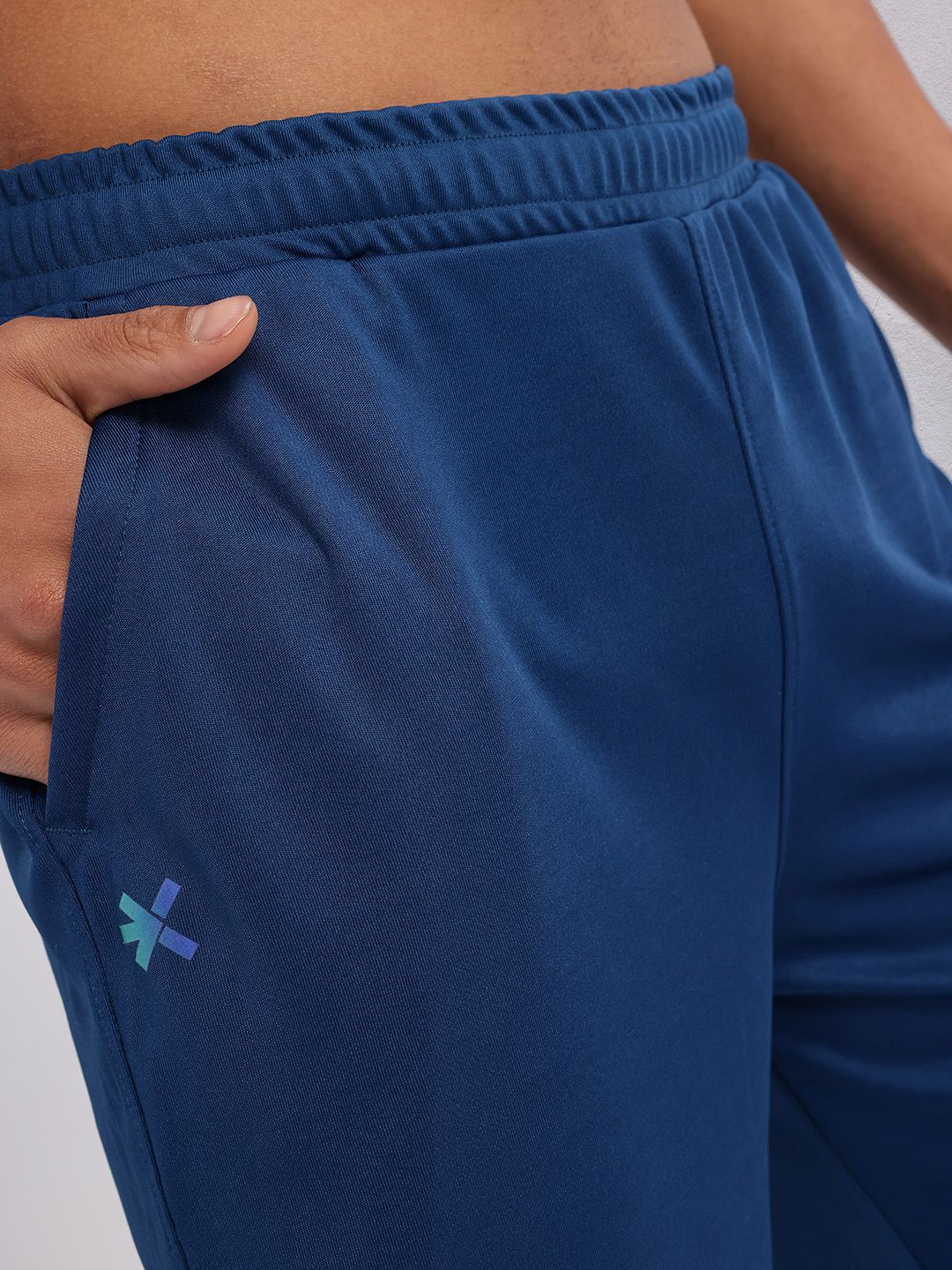 HRX by Hrithik Roshan Men Mid-Rise Rapid-Dry Training Joggers