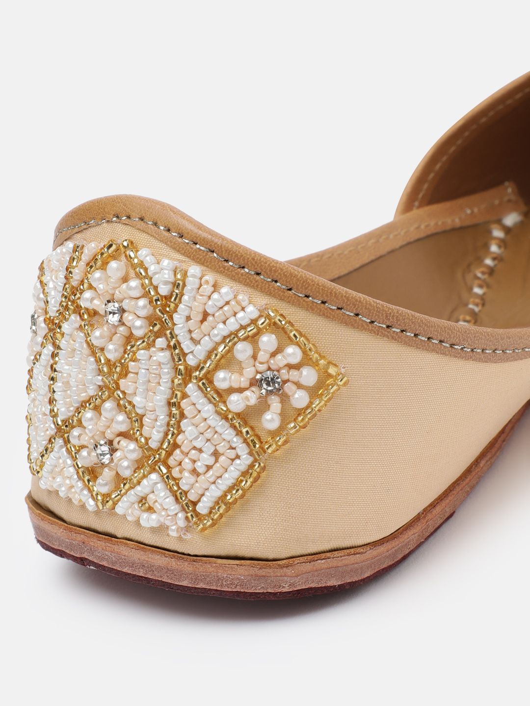 House of Pataudi Women Beads Embellished Mojaris