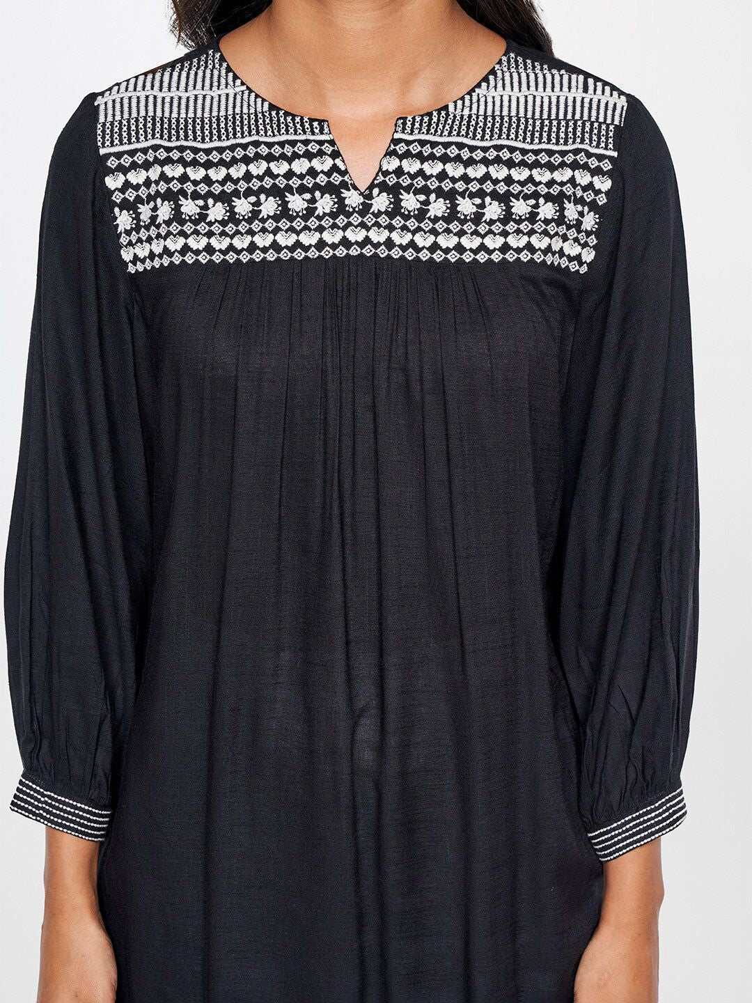 Global Desi Ethnic Motifs Yoke Design Thread Work A-Line Kurta
