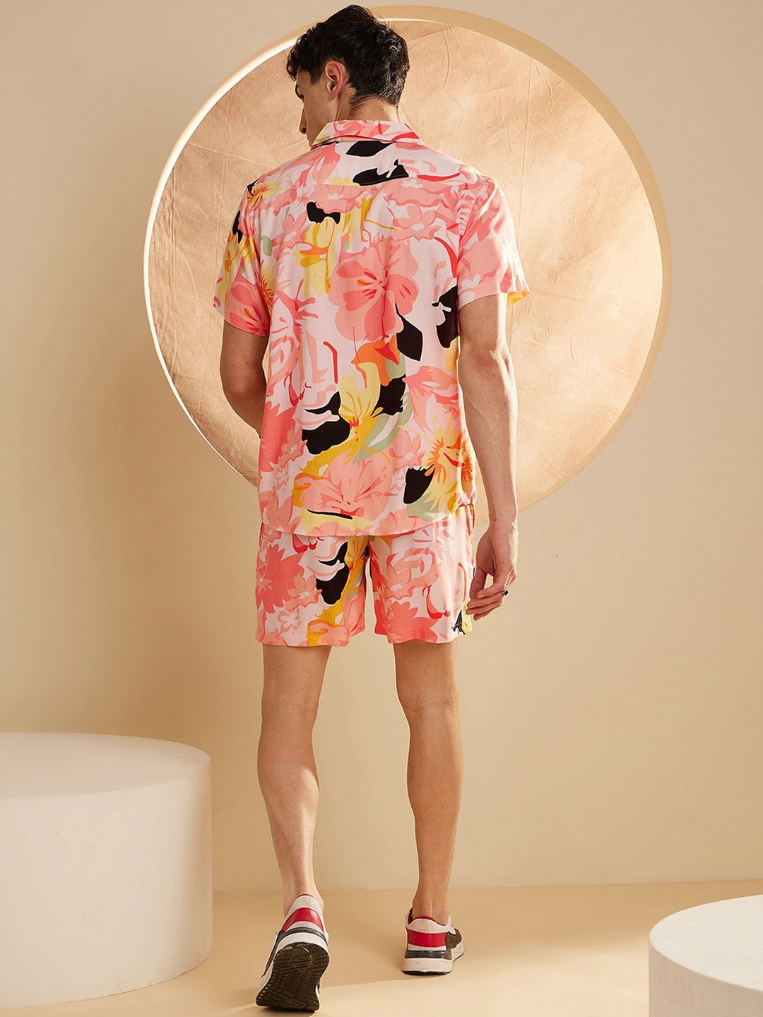 DENNISON The Vacay Mode Geometric Printed Collar Shirt With Shorts
