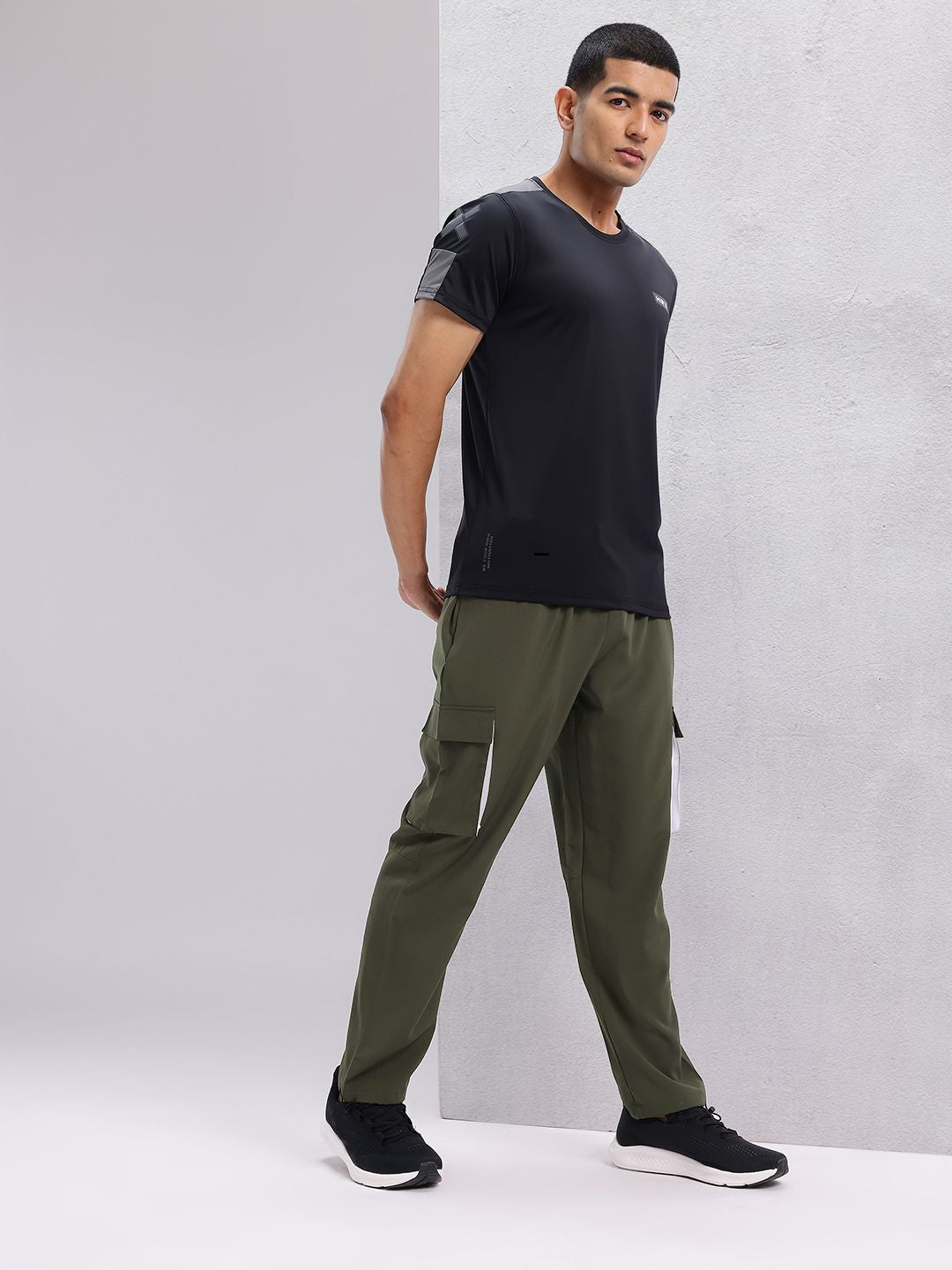 HRX by Hrithik Roshan Men Cargo Training Track Pants