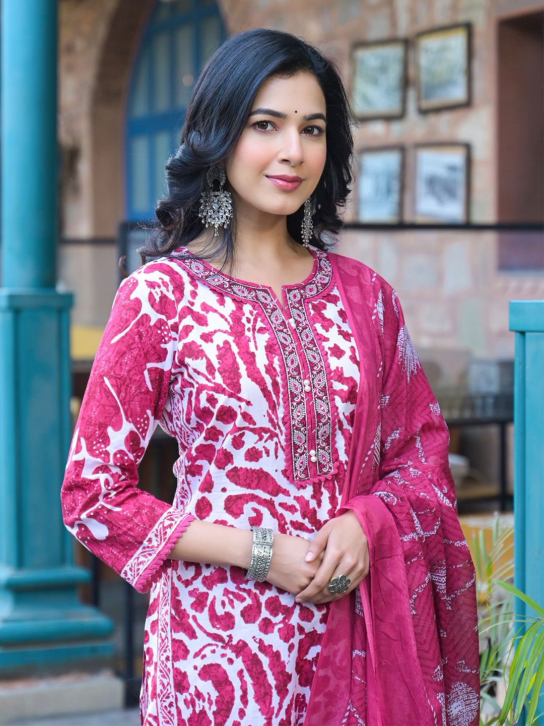 Varanga Floral Printed Round Neck Straight Kurta With Trousers & Dupatta