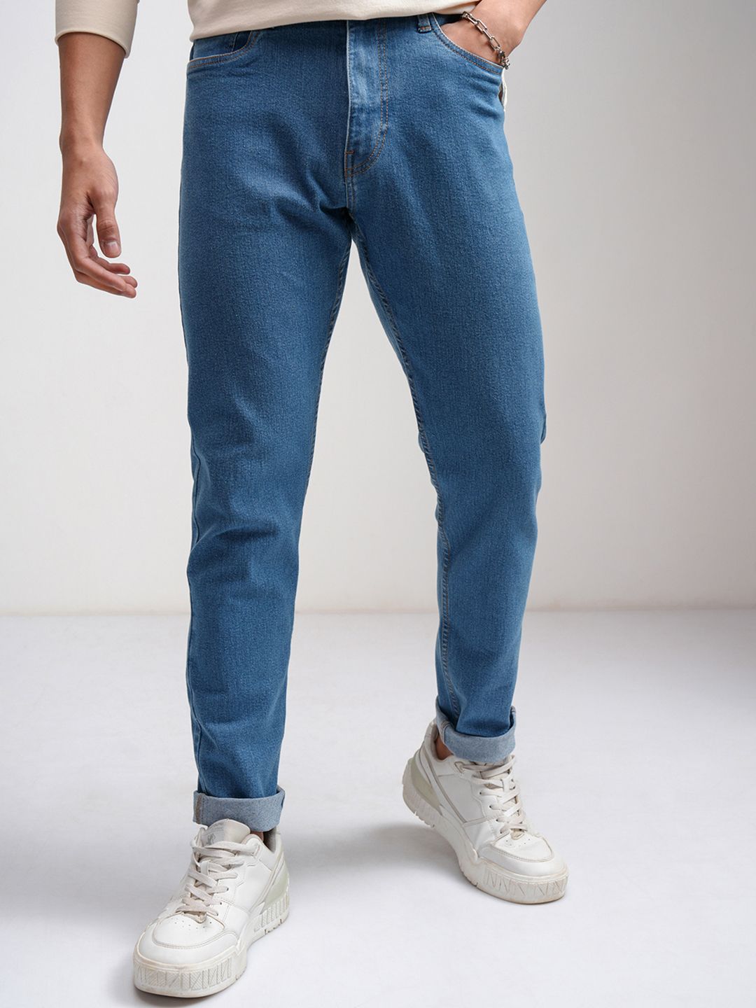 HIGHLANDER Men Tapered Fit Mid-Rise Clean Look Stretchable Jeans